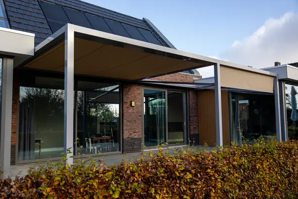 Terrasoverkappingen - Cubola Solidare